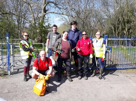 Myplace on a litter pick