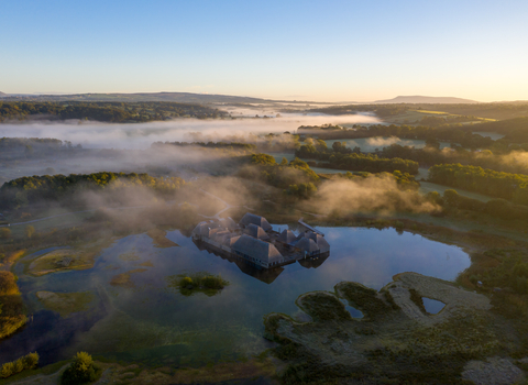 Brockholes 